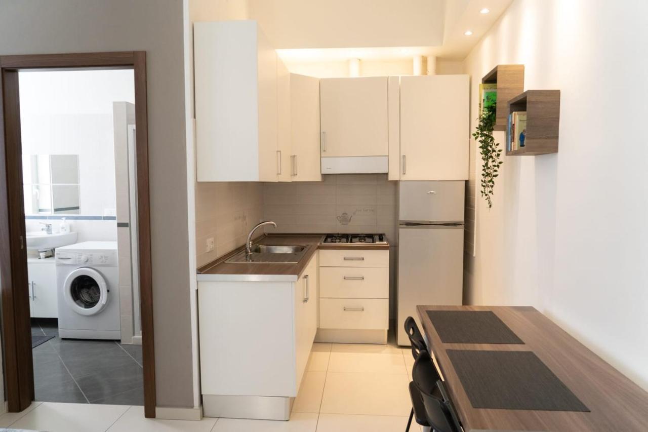 Apartment Intero Forum E Metro Milanofiori Assago